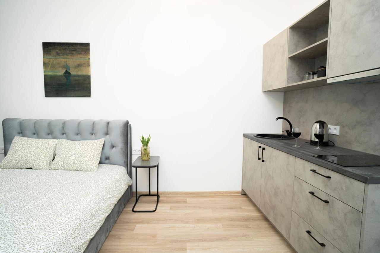 Apartment Station No3 *