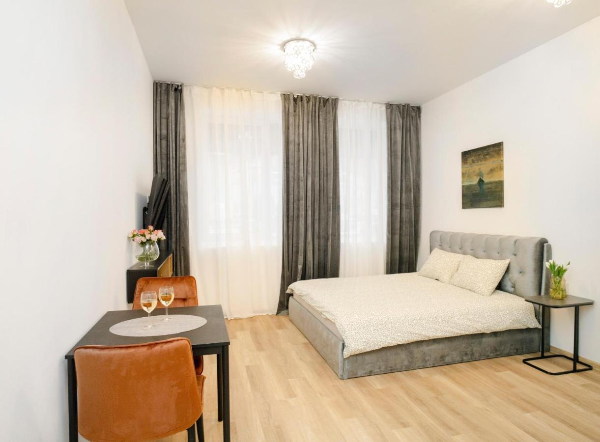 Station No3 Apartment *